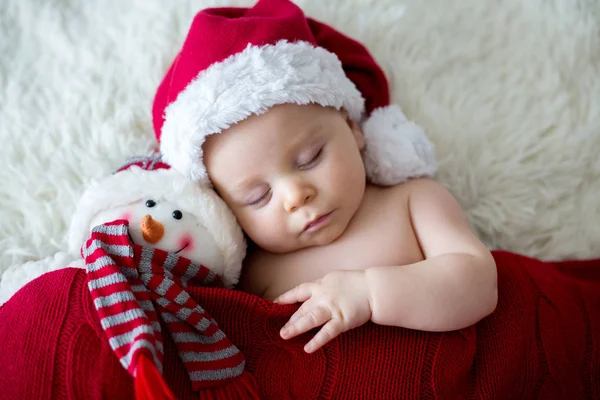 Little Sleeping Newborn Baby Boy Wearing Santa Hat Holding Toy — Stock Photo, Image
