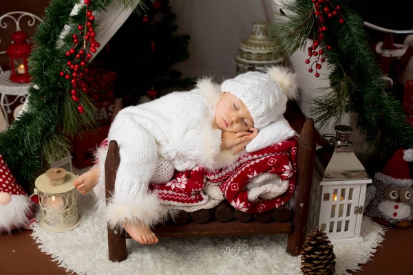 Adorable Little Toddler Baby Boy Dressed Canta Claus Costume Sleeping — Stock Photo, Image