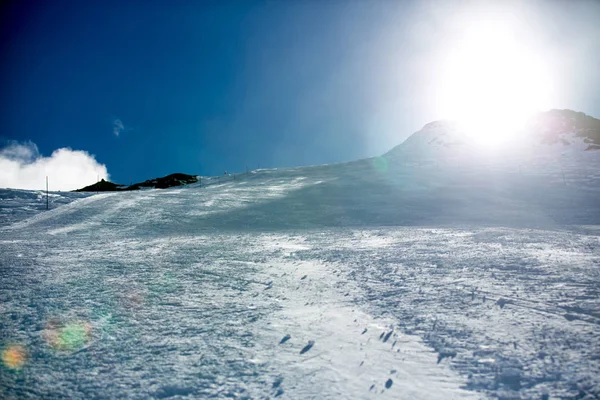 Glückliche Menschen Kinder Und Erwachsene Die Einem Sonnigen Tag Den — Stockfoto