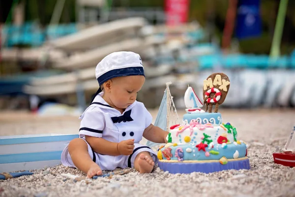 Sweet Baby Boy, obchodzi pierwsze urodziny z morzem Theme Cake — Zdjęcie stockowe