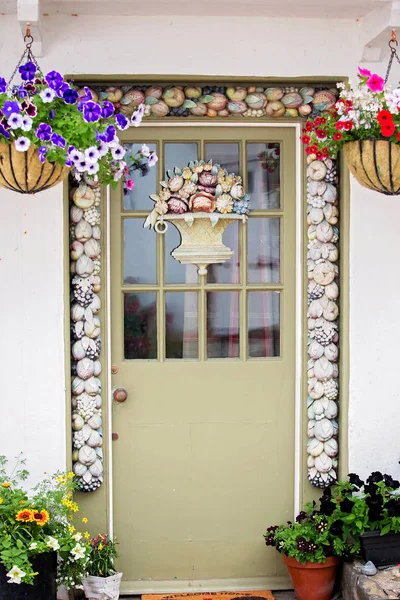 Clovelly sokaklarında güzel görünümü, t güzel eski köy — Stok fotoğraf