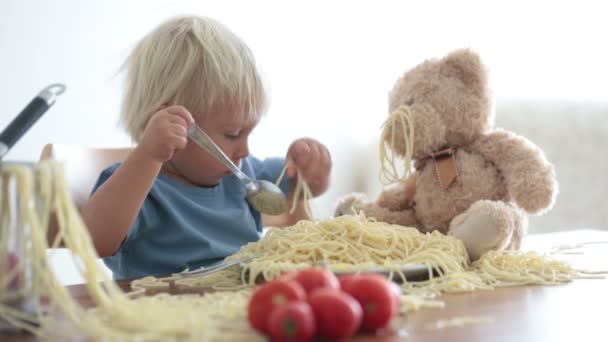 Little Baby Boy Toddler Child Eating Spaghetti Lunch Making Mess — Stock Video