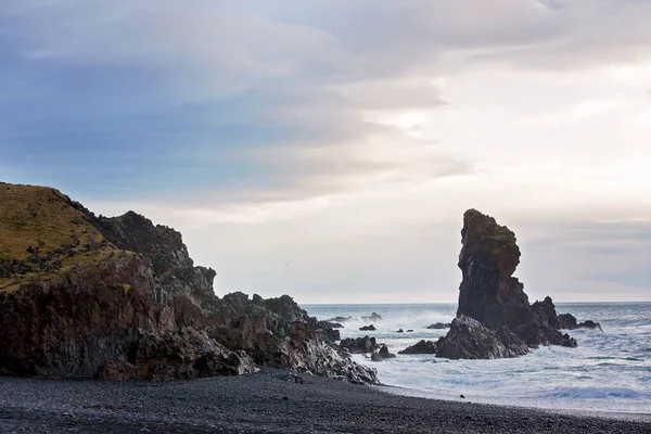 Piękna przyroda w Parku Narodowym Snaefellsjokull w Islandii, au — Zdjęcie stockowe