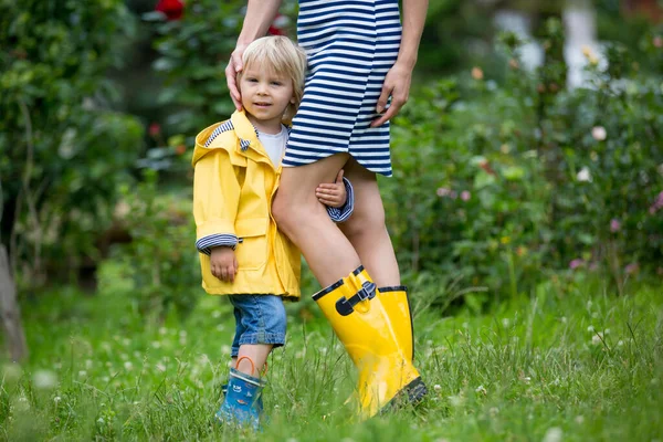 Mother Toddler Child Boy Playing Rain Wearing Boots Raincoats — Stock Photo, Image