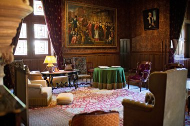 AZAY LE RIDEAU, FRANCE - 12 Temmuz 2020: Loire Valley 'deki Azay Le Rideau şatosundaki iç odalar 