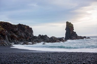 İzlanda 'daki Snaefellsjokull Ulusal Parkı' nın güzel doğası, sonbaharda gün batımında