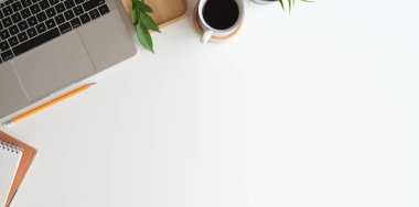 Şık minimalist işyeri ve fotokopi alanı