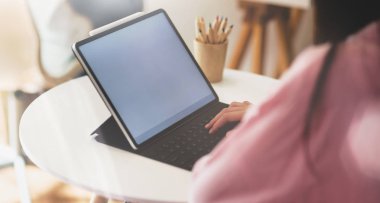 Serbest çalışma projesinde ekip çalışması