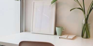 Sahte çerçeve ve kopyalama alanı ile minimum işyeri