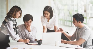 Motive başlangıç ekibi başlangıç planına danışmanlık 