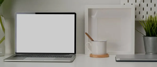 Bezár Kilátás Minimális Otthoni Iroda Modell Laptop Csésze Keret Ház — Stock Fotó