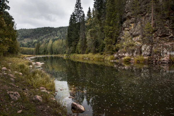 Bergsfloden Bashkortostan Uralbergen — Stockfoto