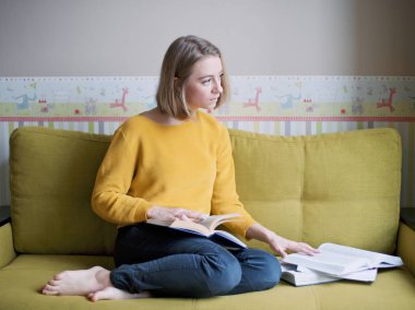 Kadın yapraklama ve sözlükler eğitimi