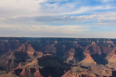 South Rim'den kanyonların nefes kesen manzarası, Grand Canyon Ulusal Parkı, ABD