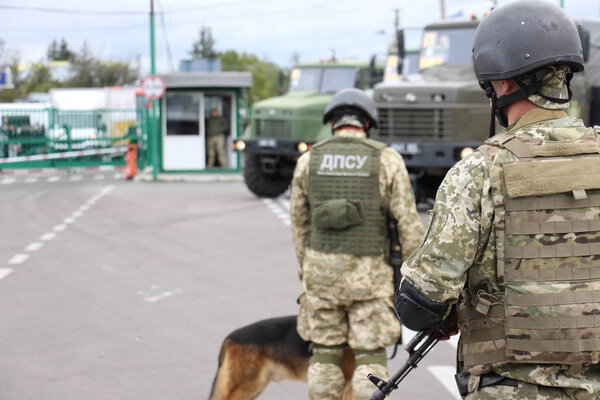  Special training for servicemen of the border guard service of 