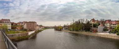 Lusatian Neisse Nehri boyunca uzanan Polonya-Almanya sınırı