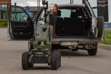  Robot Ibis, piroteknik operasyonlar ve reconnaissa için tasarlanmıştır