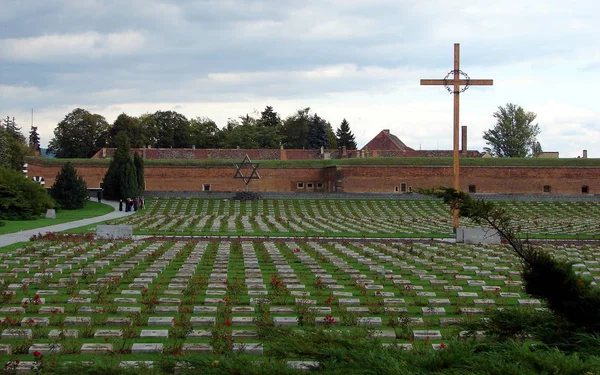 Burial Grounds Monuments Memorials Theresienstadt National Cemetery Terezin Czech Republic — Stock Photo, Image