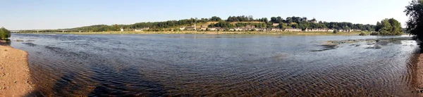 Vista Panorámica Orilla Izquierda Del Loira Través Del Río —  Fotos de Stock
