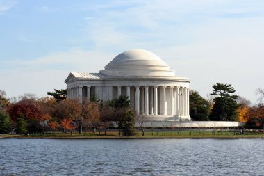 Sonbaharda Gelgit Havzası üzerinde Thomas Jefferson Anıtı, Washington Dc