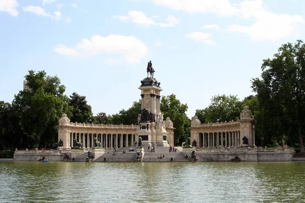 Buen Retiro Park Taki Alfonso Xii Anıtı Retiro Madrid Spanya — Stok fotoğraf