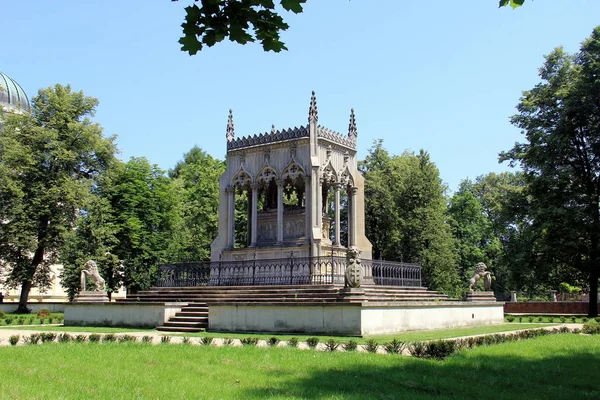 Mausoleo Familia Potocki Parque Wilanow Varsovia Polonia —  Fotos de Stock
