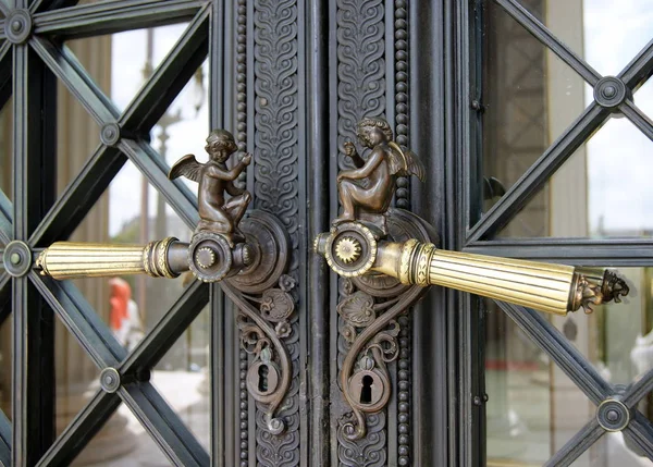 Bronze Door Handles Locks Parliament Building Vienna Austria — 스톡 사진