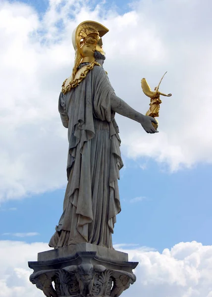 Athena Fountain Front Parliament Vienna Austria — 스톡 사진