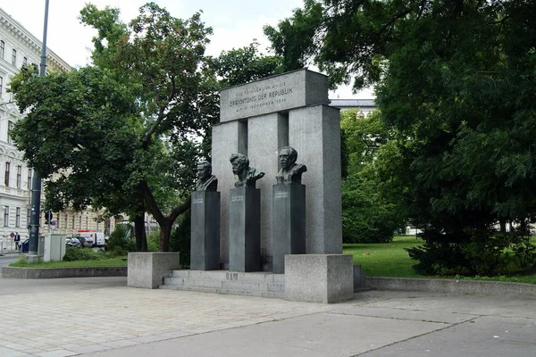 Monument Republic Commemorating Founding Republic Austria November 1918 Vienna Austria — 스톡 사진