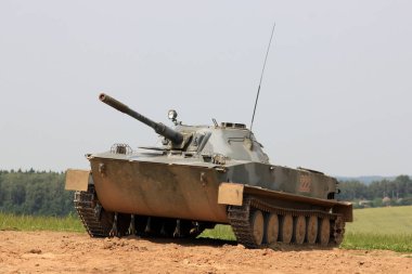 Stalin Hat Müzesi 'nin Minsk, Belarus' taki Sovyet yapımı tankı. 