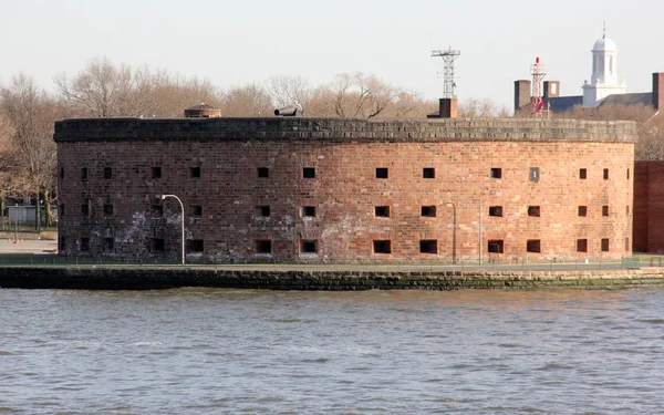 Castle Williams Vista Água East River Governors Island Nova Iorque — Fotografia de Stock