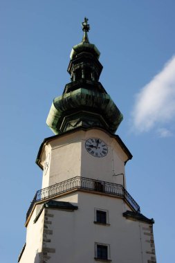 Eski kasaba Bratislava, Slovakya 'daki St. Michael Kapısı Saat Kulesi - 28 Haziran 2011