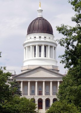 Maine Eyalet Binası 'nın kulesi, Capitol Park, Augusta, ME, ABD - 26 Temmuz 2020