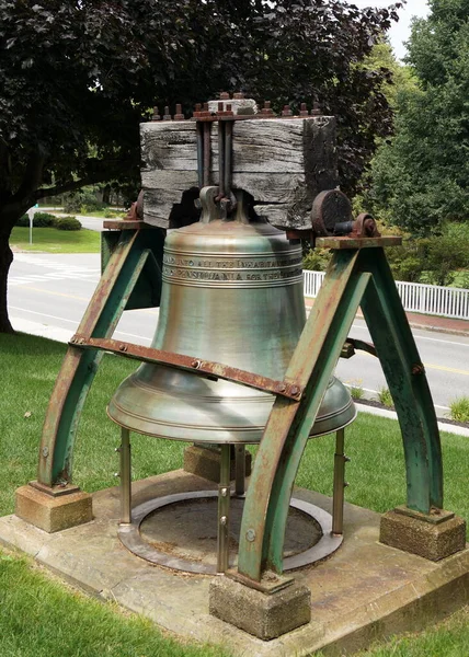 Liberty Bell Reproduction 2001 Gevestigd Het Terrein Van Het State — Stockfoto