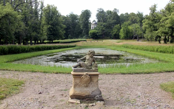 Parque Estanque Castillo Sturefors Lago Fuera Linkoping Construido Los Siglos —  Fotos de Stock