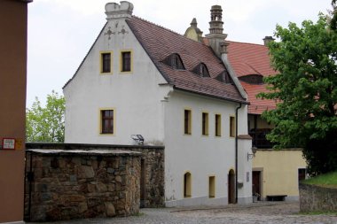 Bautzen, Almanya - 5 Mayıs 2012: Ortaçağ tarihi simgesi Hofrichterhaus, Ortenburg kalesinin içinde