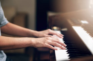 piyano çalan ellerin yakın kadar backgound