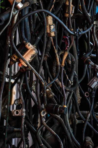 Latar belakang kabel elektronik mobil yang dipakai lama — Stok Foto