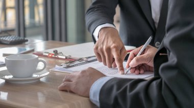 İşadamının seçici ve yumuşak odaklı imajı 