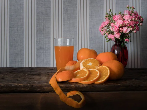 Portakal natürmort görsel sanat, haplı portakal, dilimlenmiş portakal,