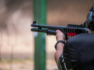 erkek amacı ve av tüfeği çekim comp hedef av tüfeği