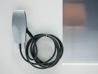 Duvarda Elektrikli Araç (Ev) şarj istasyonu