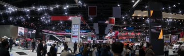 Motor show sergi bulanık arka plan panoramik görünümü