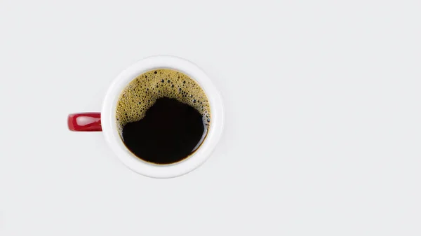 Fundo da bebida de uma xícara de isolado de café no backgrou branco — Fotografia de Stock