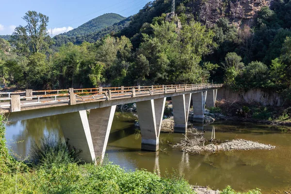 Vista Uma Ponte Ruínas Com Rio Abaixo — Fotografia de Stock