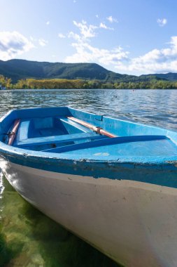 Banyoles Gölü 'nde (Katalonya, İspanya)