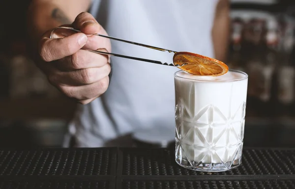 Barman Pouring Alcoholic Milkshake Shaker Cocktail Glass Bar Counter — Stock Photo, Image