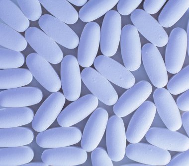 arka plan beyaz ilaç kapsül 