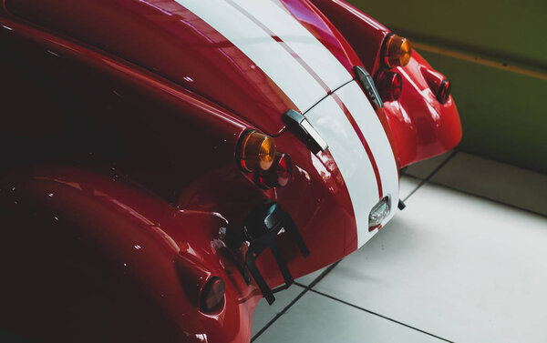 Red retro car — Stock Photo, Image