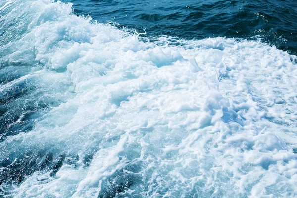 海浪泡沫 — 图库照片